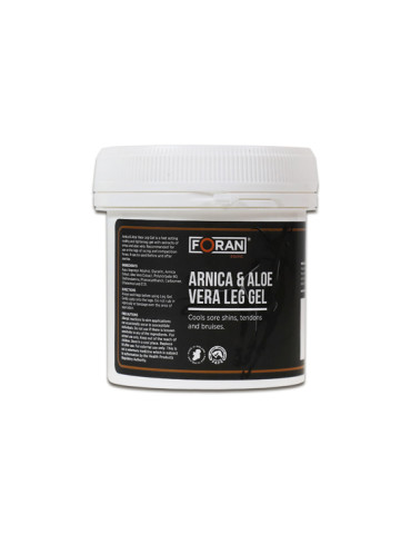 Gel Arnica Aloe Vera pour chevaux appliqué sur membres fatigués et sensibles